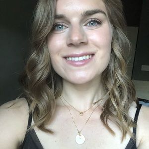 Meet your Posher, Meredith
